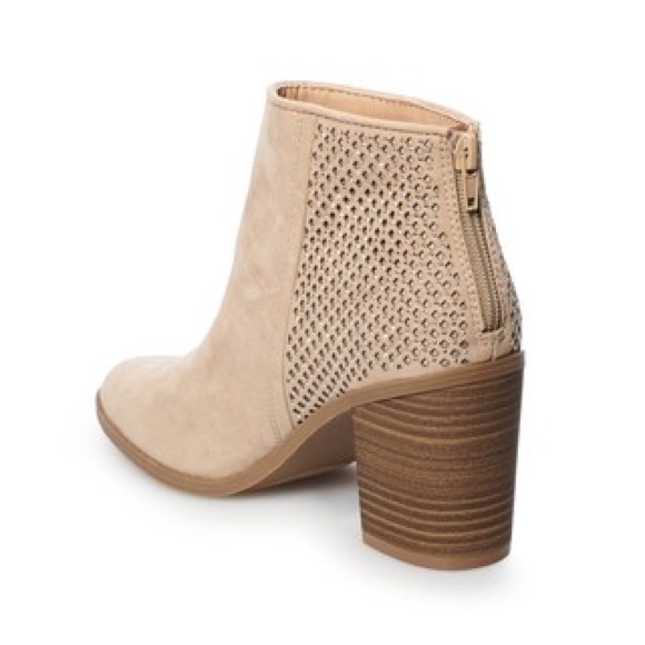 Steve Madden booties - Picture 3 of 8